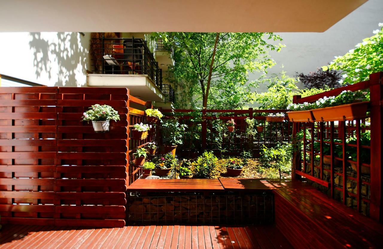 Downtown Garden Isle In Urban Style-Free Parking Apartment Budapest Exterior photo
